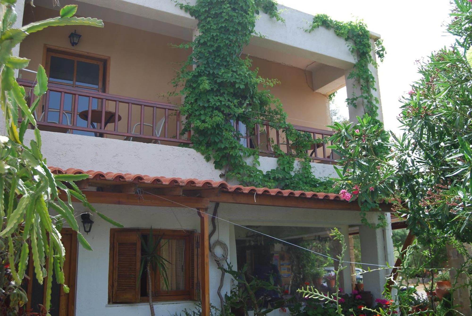 Golden Sun Apartments Falasarna Esterno foto