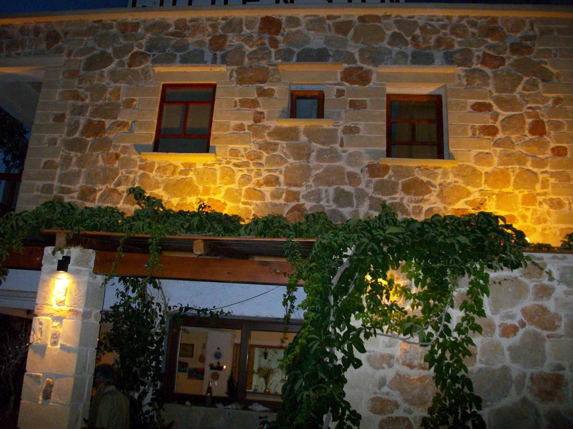 Golden Sun Apartments Falasarna Esterno foto